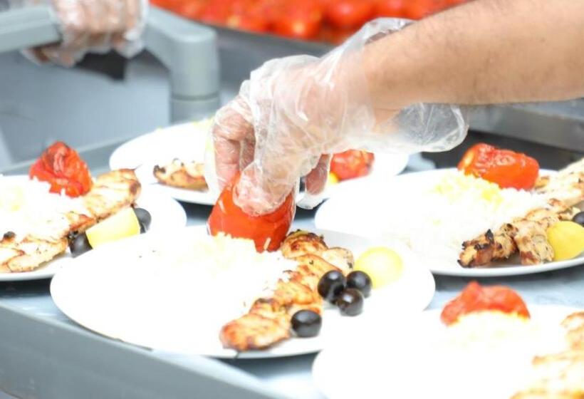 فندق رتاج الحياة