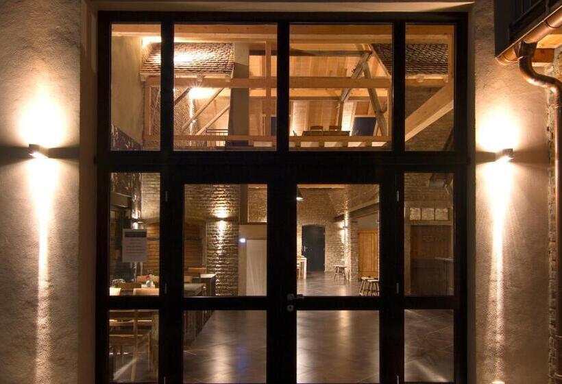 ベッドアンドブレックファースト Hinterconti