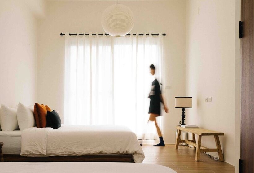 تختخواب و صبحانه Nowhere Retreat