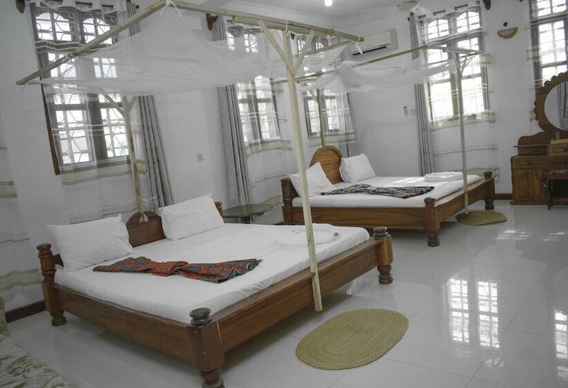 ベッドアンドブレックファースト Sulkhan Serviced Apartment