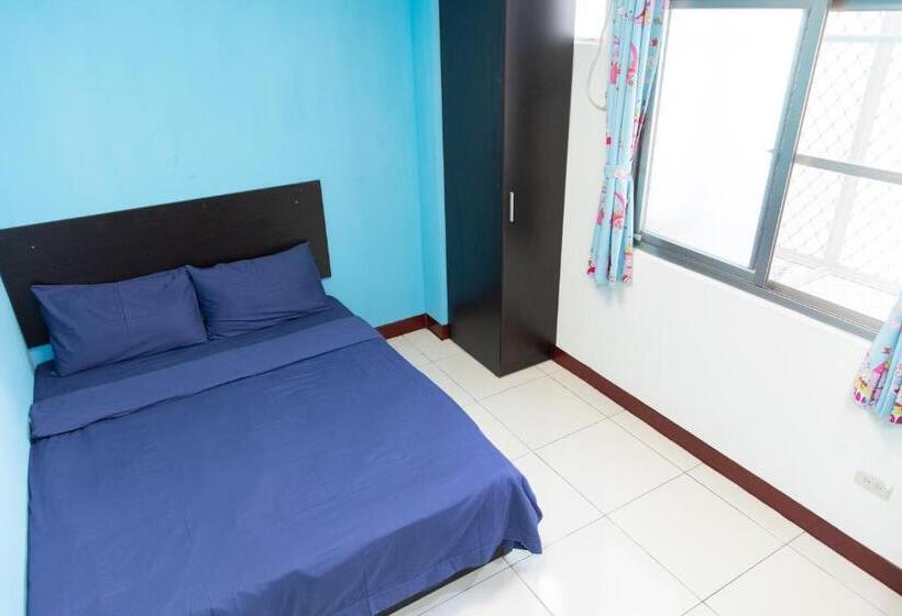 تختخواب و صبحانه Zhu House