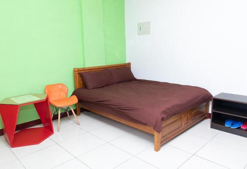 تختخواب و صبحانه Zhu House