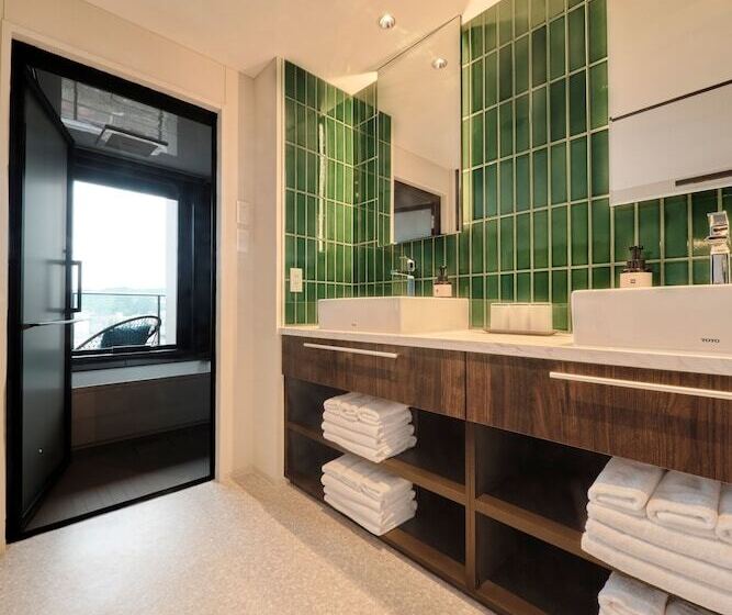 Fav Lux Hidatakayama