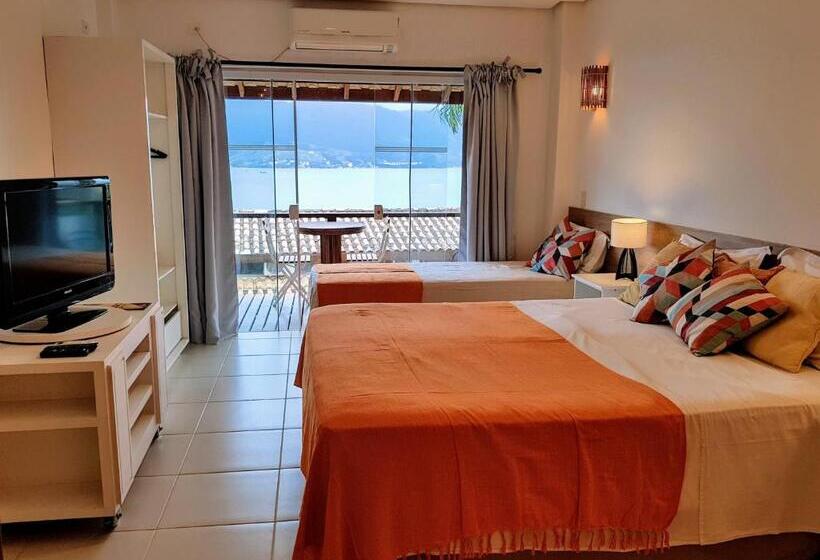 Flat Vista Mar C Piscinas