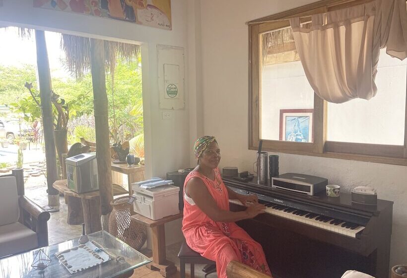 هتل Alanacasadeplaya