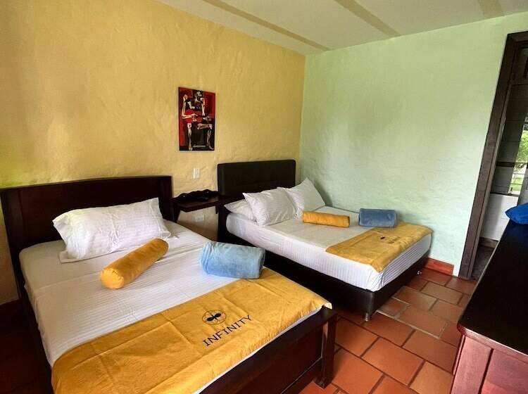 هتل Bora Bora Campestre Los Mangos