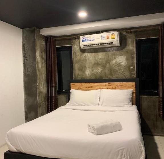 هتل Dm Inn
