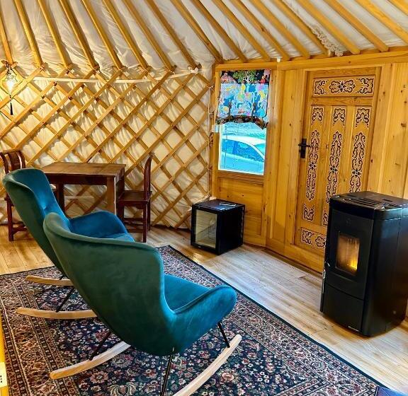 فندق Glamping Il Rifugio Dei Marsi