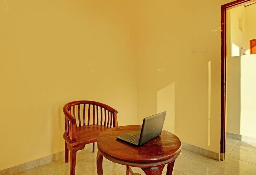 호텔 Nirmala Guest House By Oyo