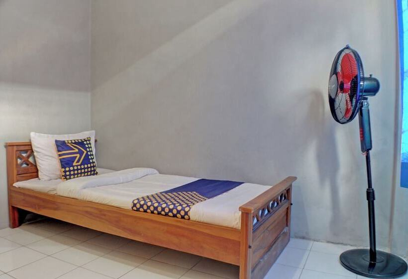 هتل Spot On 92834 Wisma Dira Tiara Syariah