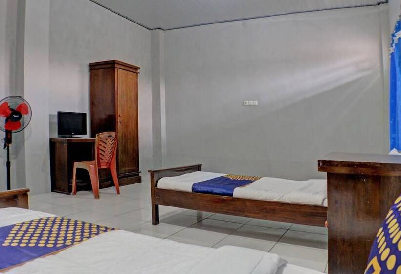 هتل Spot On 92834 Wisma Dira Tiara Syariah