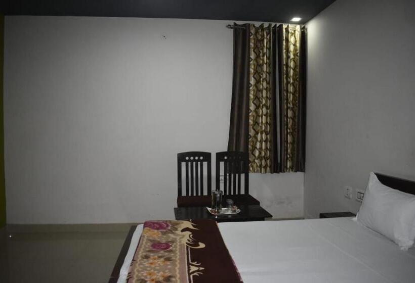 Отель Tiger Guest House