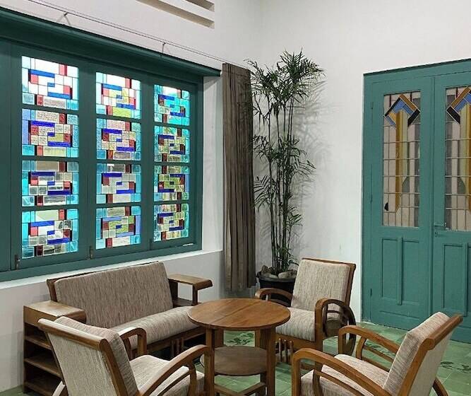 پانسیون Binumar Guest House