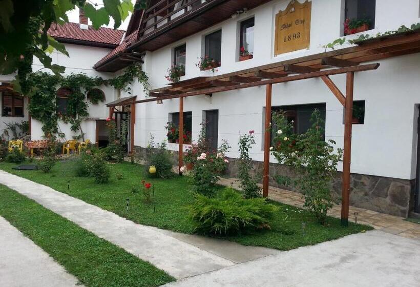 פנסיון Casa Gross