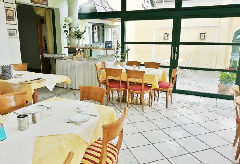 펜션 Gästehaus Zur Weißen Rose