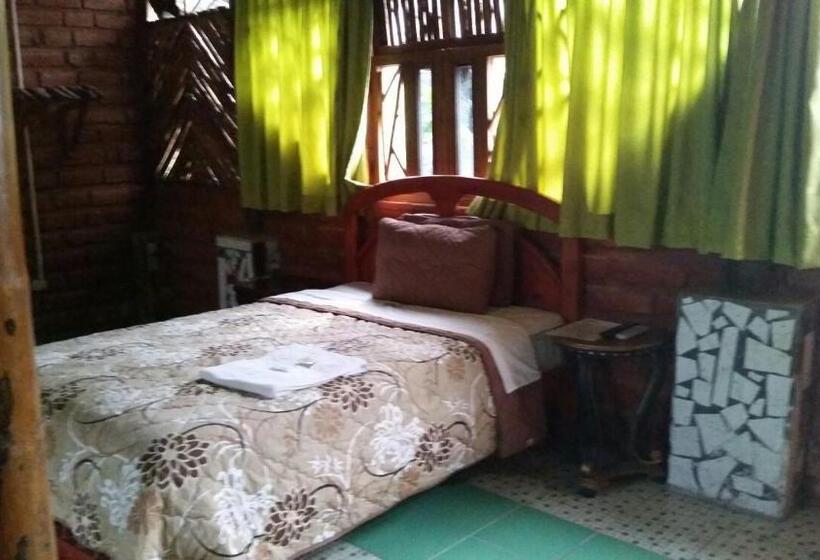 بنسيون Hosteria Kindi Wasi