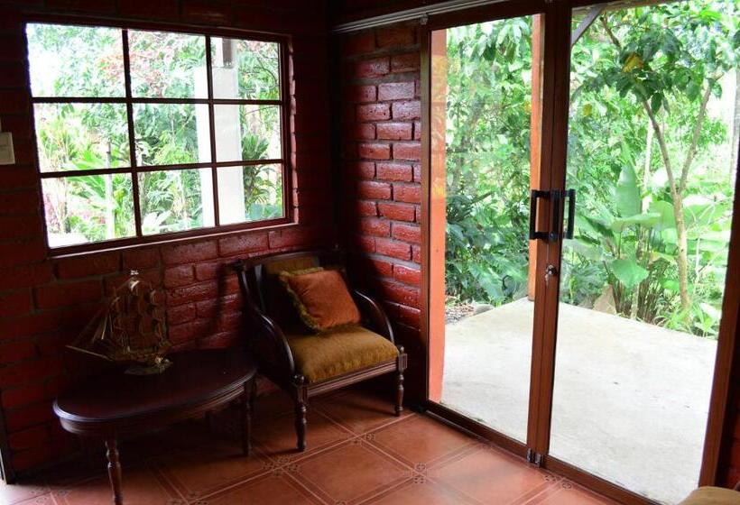 بنسيون Hosteria Kindi Wasi