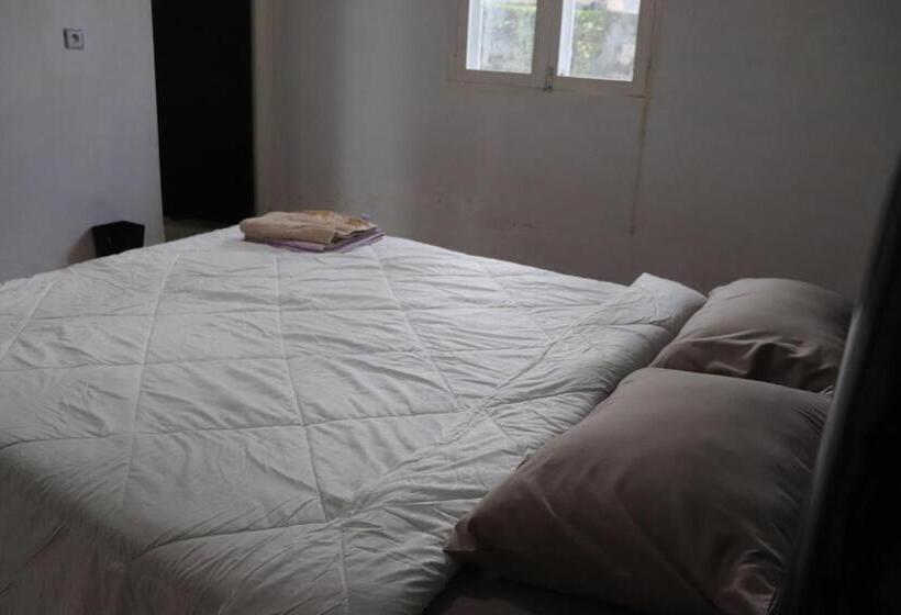 بنسيون Hw. Hubers Hotel, Bar & Resto