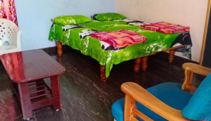 膳宿费 Rathna Home Stay