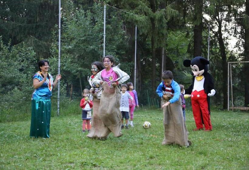 بنسيون Vila Evergreen