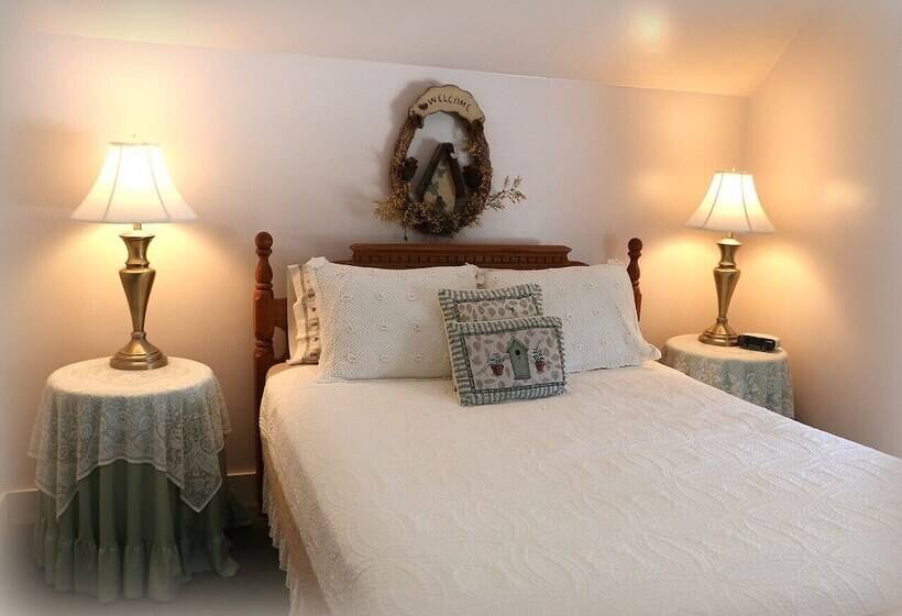צימר Greenwood Manor Inn