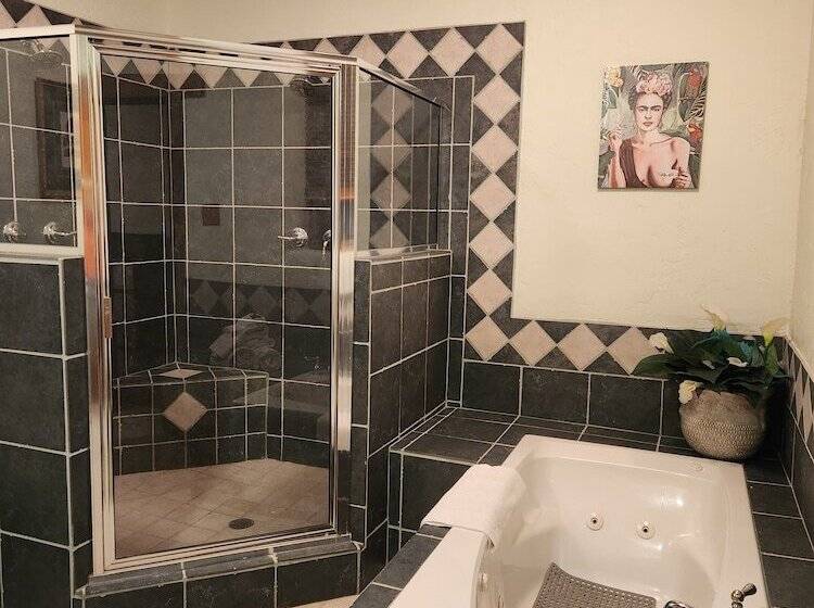 مبيت وإفطار Red Mountain Manor Vineyard And Guesthouse