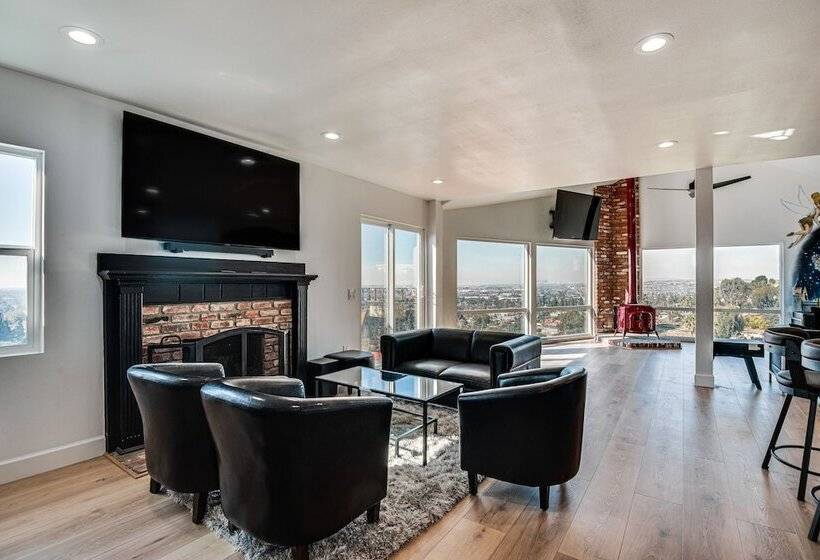 Charming Whittier Home W/ Views: 17 Mi To La