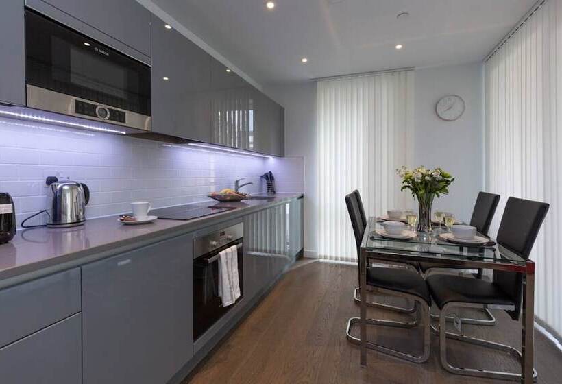 Deluxe Central London Apartment