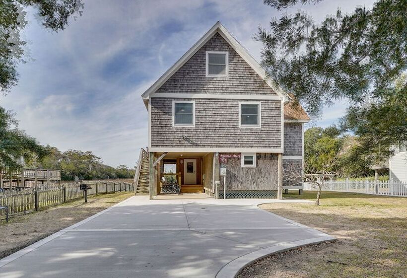 Hatteras Island Hideaway: Waterfront, Canal Access