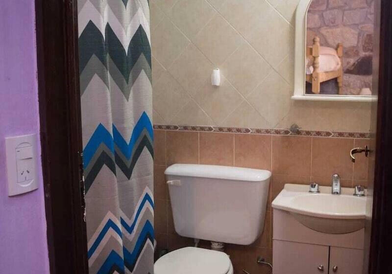 Hostal El Tomolasta