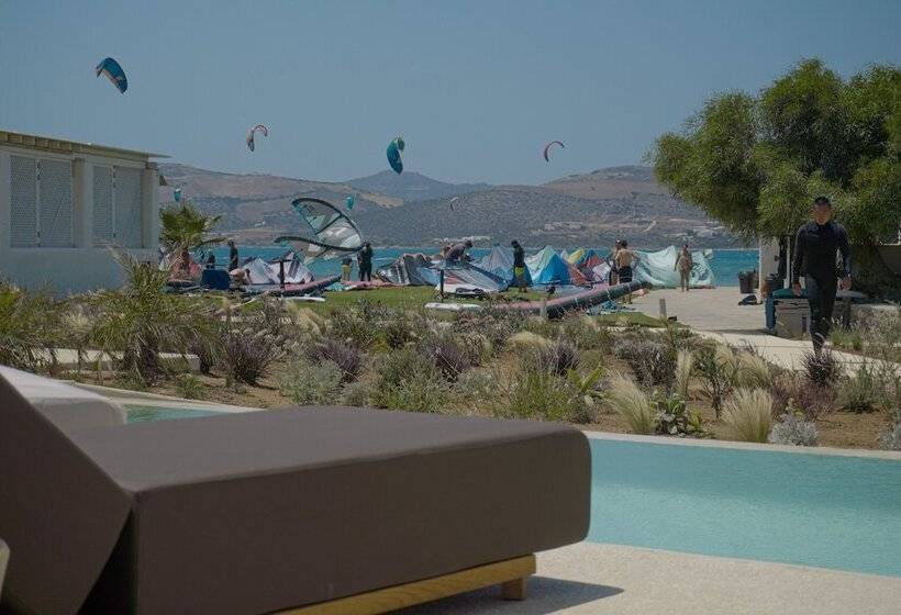فندق Anapnoe Resort By Paroskite