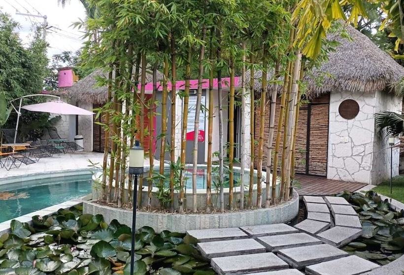 هتل Casa De Las Flores