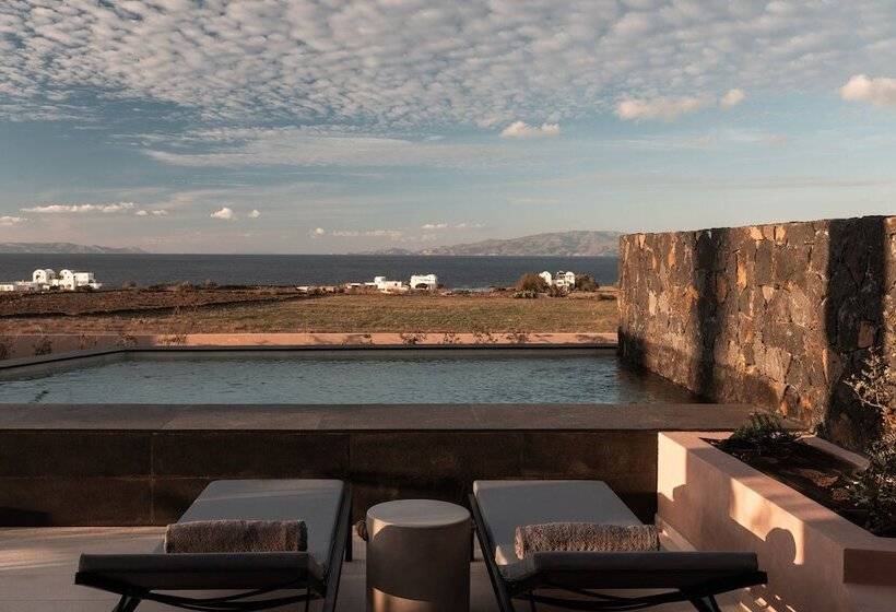 هتل Domes Novos Santorini, Autograph Collection