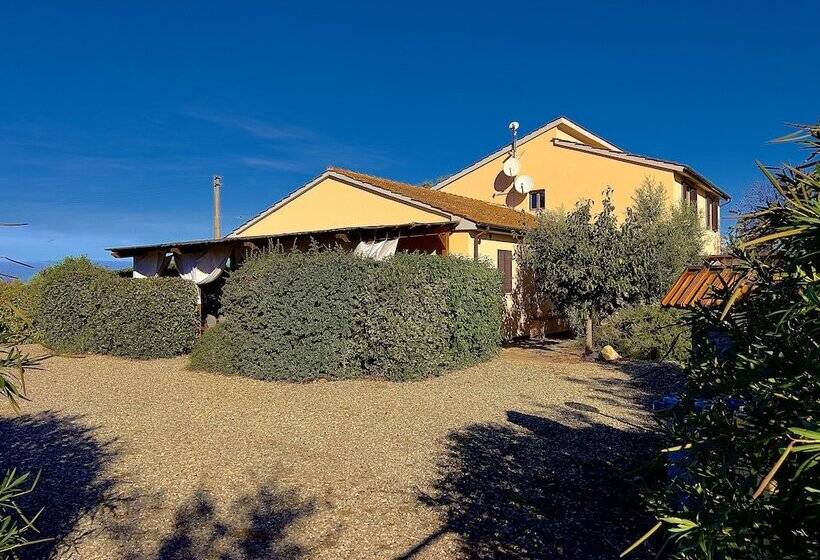 فندق ريفى Carpine Agriturismo Bio In Maremma