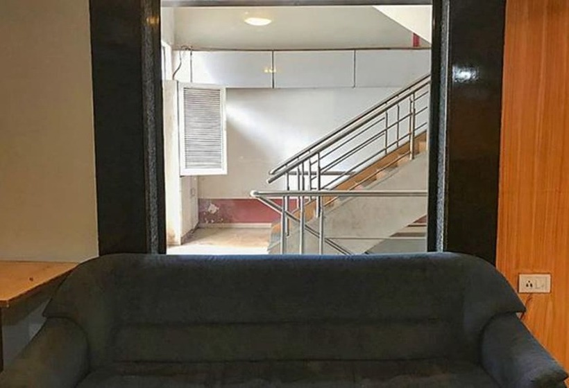 Fabhotel Sapphire