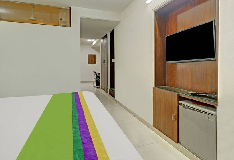 Hotelli Treebo Sky 5