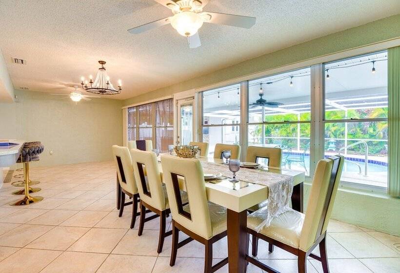 6 Mi To Beach, Beach Gear: Idyllic Bradenton Home