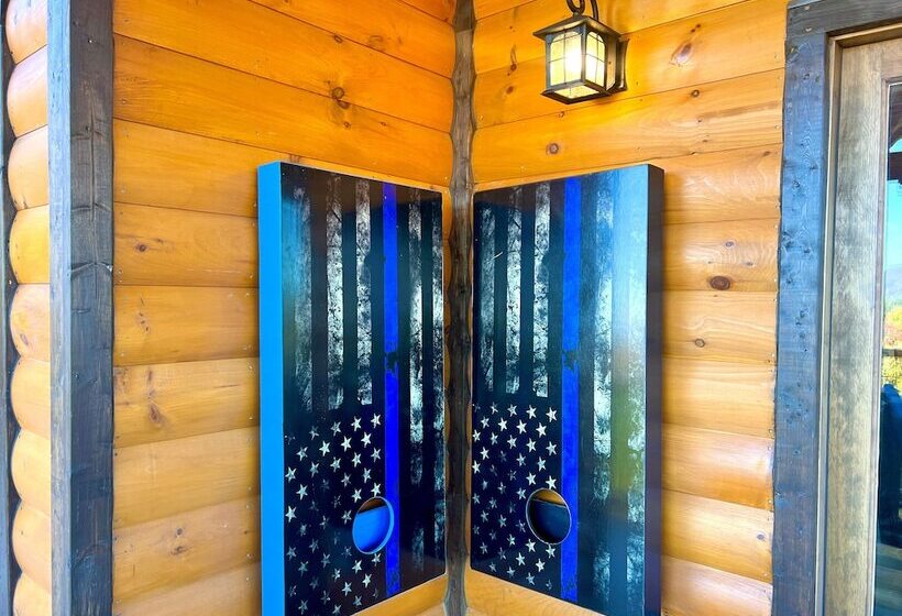 Lazy Bear Lodge