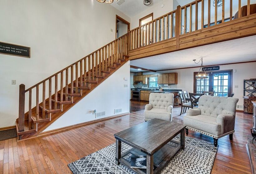 Mcdonough Escape W/ Private Hot Tub & Game Room!