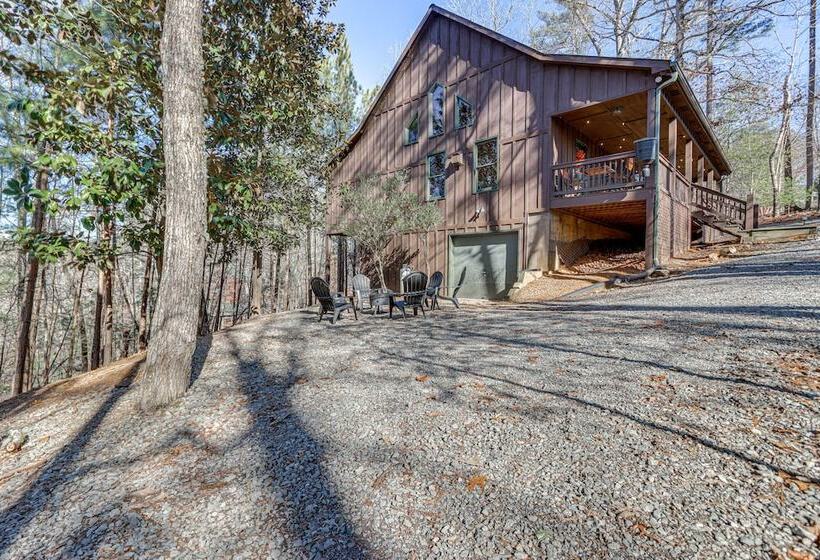Peaceful Ellijay Cabin: Pool Access & Resort Perks
