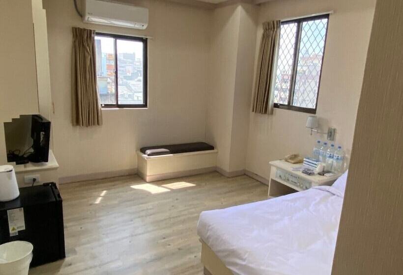 پانسیون Daydaymeworld