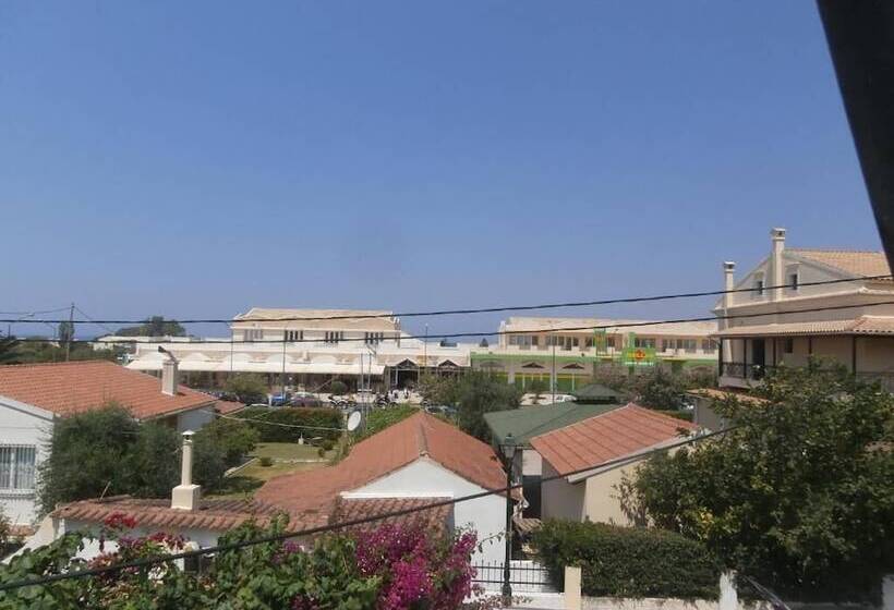پانسیون Harry's Bar & Apartments