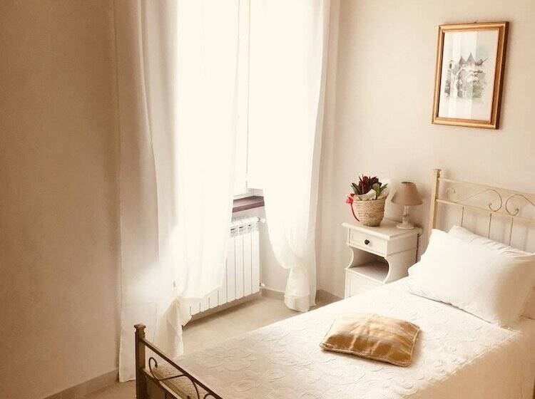 פנסיון I Borghi Della Maddalena