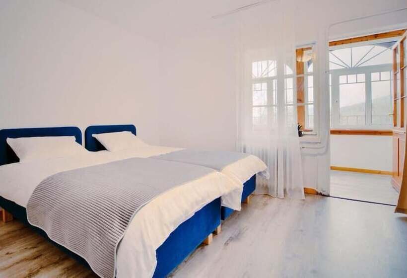 پانسیون Willa Dąbrówka