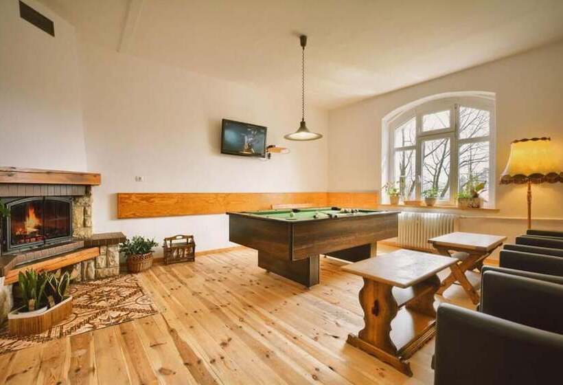 پانسیون Willa Dąbrówka