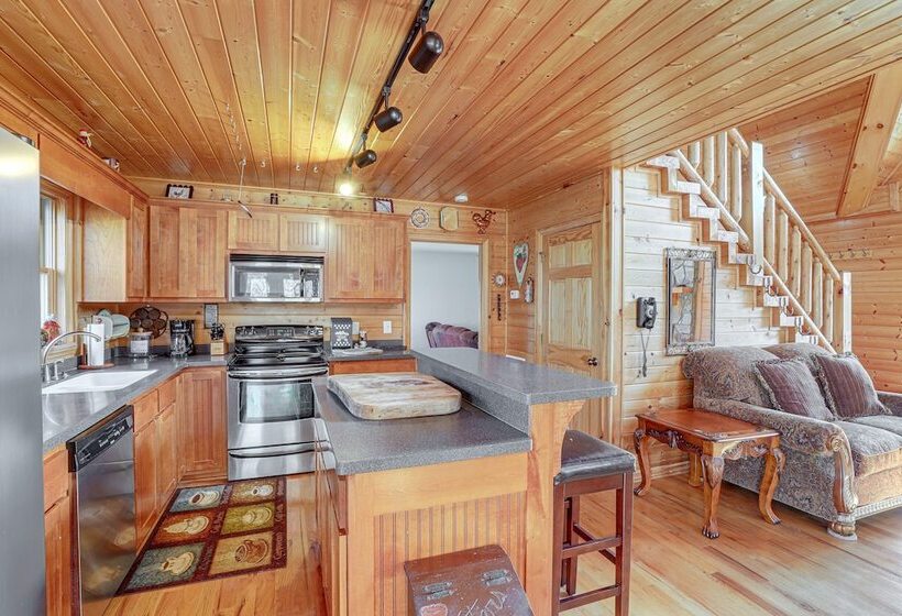 Piney Creek Vacation Rental ~ 5 Mi To New River!