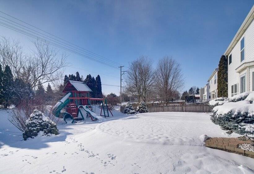 Plainfield Home W/ Game Room Near Harrahs Casino!