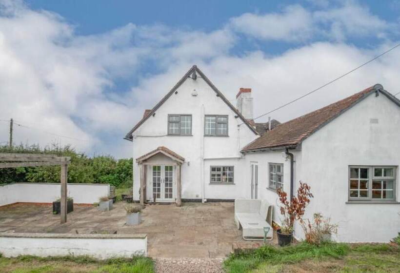 住所  Beautiful 3 Bed House In The Hamlet Of Ham Green