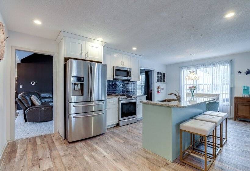 Family Friendly Stockbridge Home By Amphitheater!