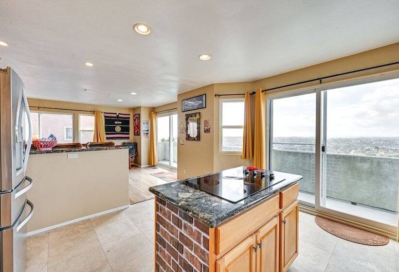 Spring Valley  Sky House  W/ Patios & Epic Views!